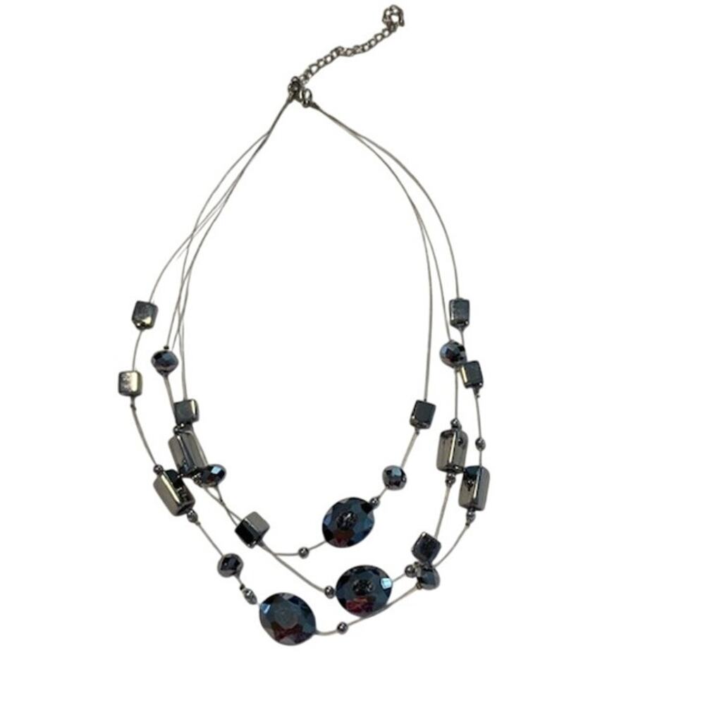 Premier Designs vintage women's beaded necklace.